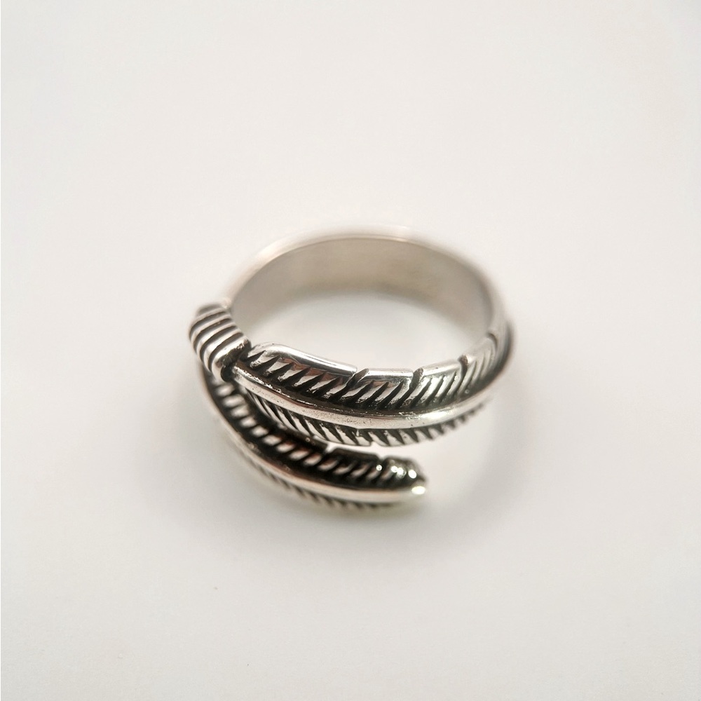 FP Folded Feather Silver Ring - Picture 3 of 5